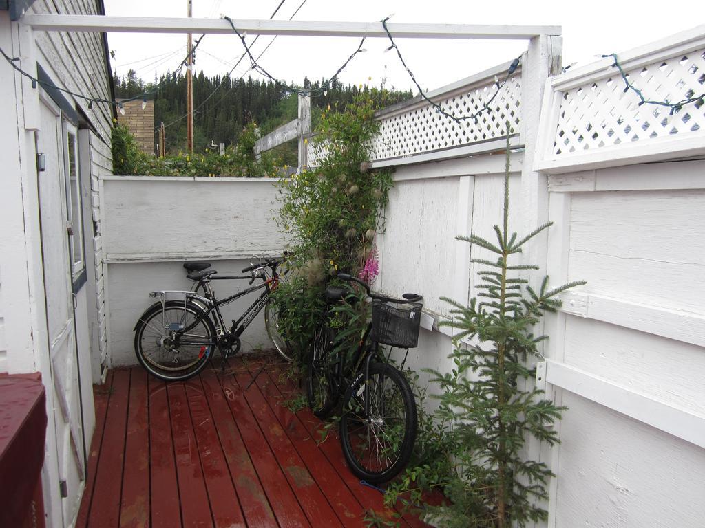 Casey'S Bed & Breakfast Whitehorse Zimmer foto