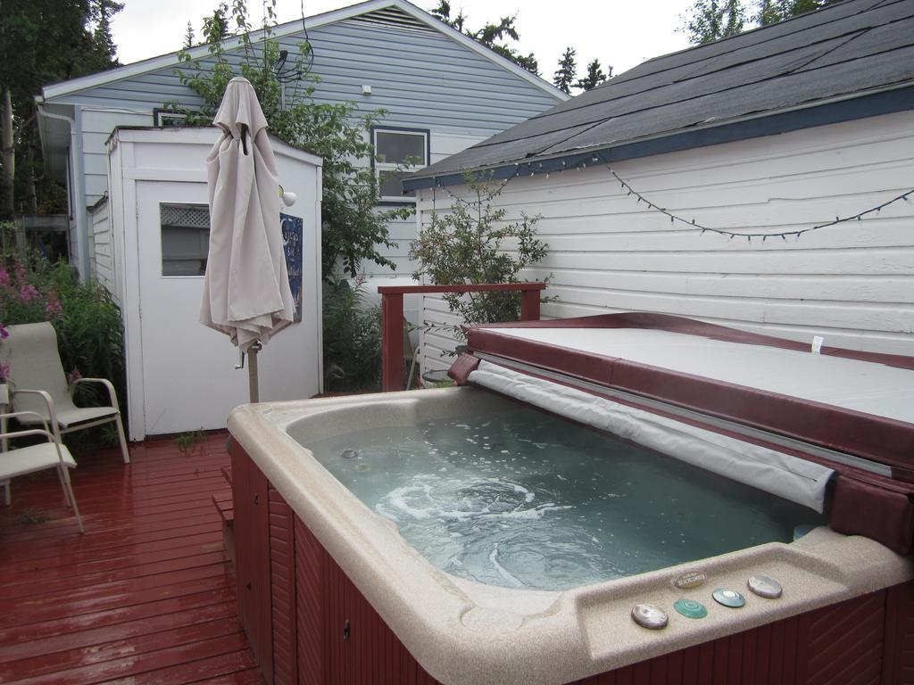Casey'S Bed & Breakfast Whitehorse Zimmer foto