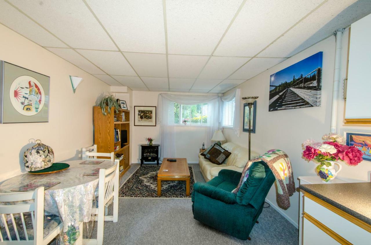 Casey'S Bed & Breakfast Whitehorse Exterior foto